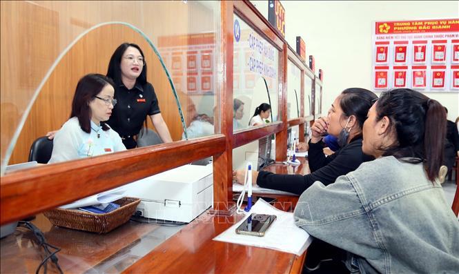 Linh hoạt trong giải quyết thủ tục hành chính cho ngư dân