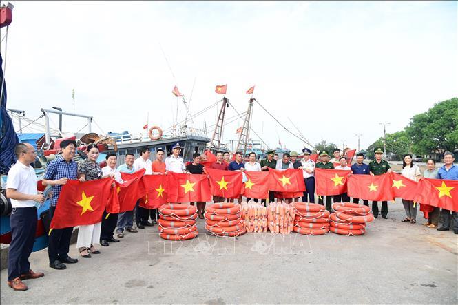 Lan tỏa hình ảnh Bộ đội Cụ Hồ - Người chiến sỹ Cảnh sát biển Việt Nam