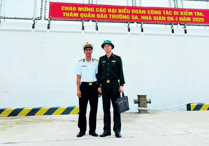 Hội ngộ trên đảo tiền tiêu