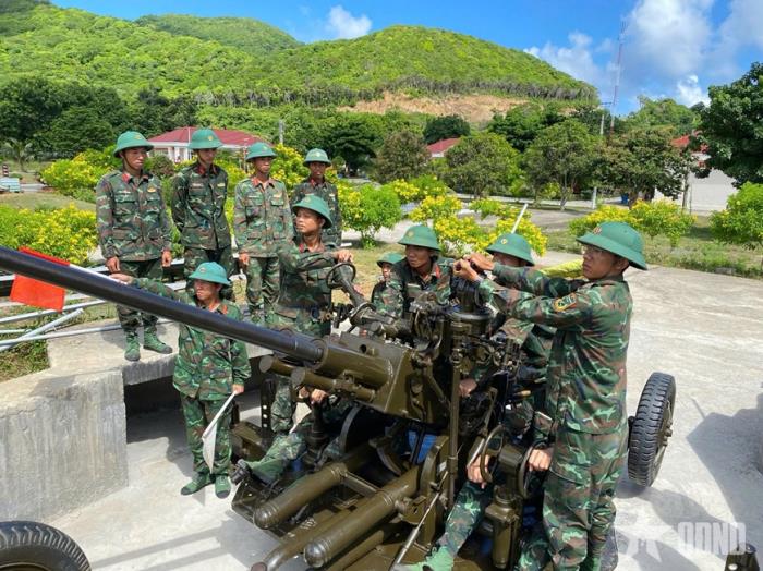 Đại đội Phòng không 7 bảo vệ bình yên vùng trời Côn Đảo