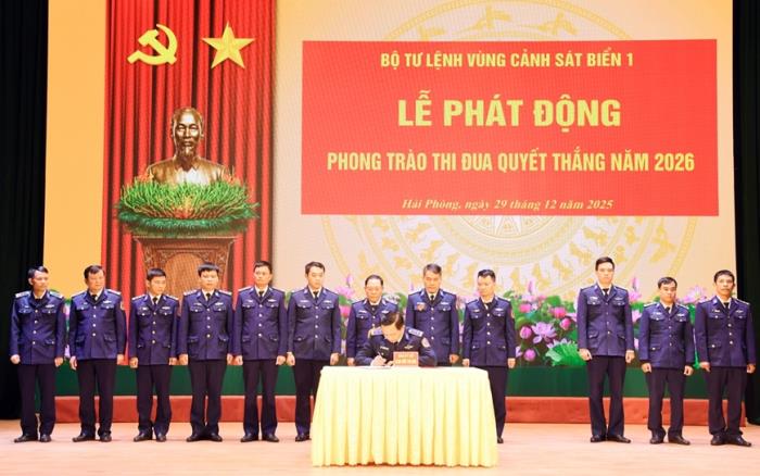 Vùng Cảnh sát biển 1 tự lực, tự cường, ngăn chặn mọi vi phạm pháp luật trên biển