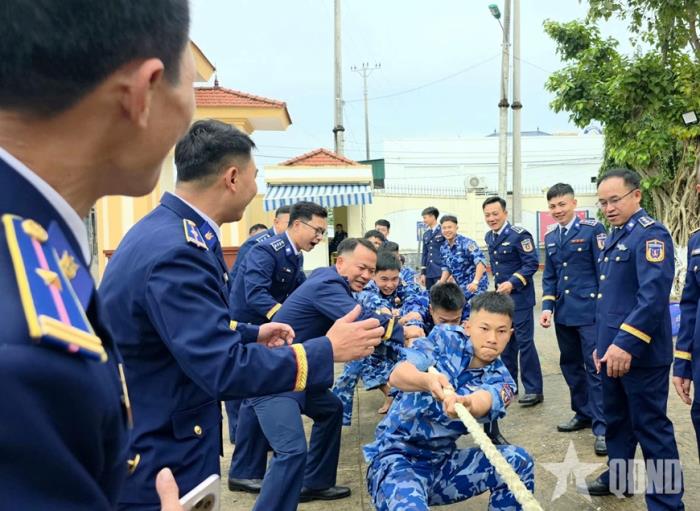 Hải đội 102, Vùng Cảnh sát biển 1: Rộn ràng không khí đón xuân