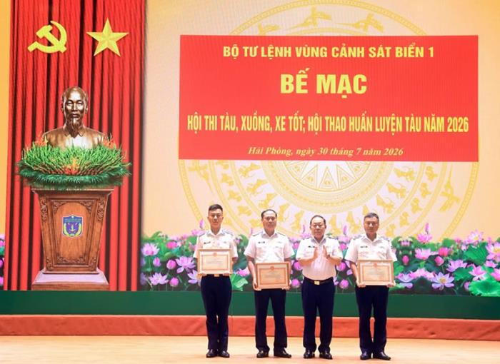 Bộ tư lệnh Vùng Cảnh sát biển 1 tổ chức bế mạc Hội thi tàu, xuồng, xe tốt - Hội thao huấn luyện tàu