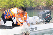Tái tạo nguồn lợi, phục hồi rạn san hô vịnh Nha Trang