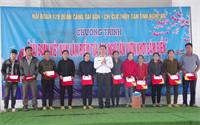 Công ty 128 thực hiện Chương trình Hải quân Việt Nam làm điểm tựa cho ngư dân vươn khơi, bám biển tại Nghệ An và Hà Tĩnh
