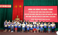 Phó chủ tịch nước Đặng Thị Ngọc Thịnh thăm và làm việc tại Vùng 2 Hải quân