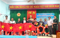 Truyền thông bảo vệ chủ quyền biển, đảo cho ngư dân ra khơi đầu năm