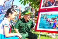 Triển lãm ảnh Hoàng Sa-Trường Sa trong lòng Quảng Ngãi