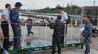Quân y đảo Trường Sa tiếp nhận và điều trị kịp thời cho ngư dân