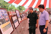 Cao Bằng: Triển lãm bản đồ, tư liệu về Hoàng Sa, Trường Sa của Việt Nam