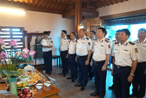 Cảnh sát biển Việt Nam đẩy mạnh các hoạt động tri ân người có công với cách mạng