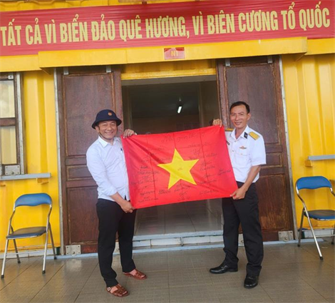 Trường Sa xa thật, nhưng gần trong tim