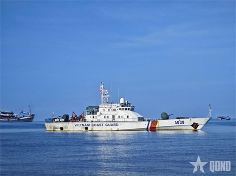 Tàu Cảnh sát biển 4038: Vững vàng nơi đầu sóng